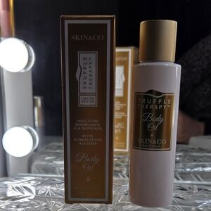 SKIN&CO Roma Truffle Therapy Body Oil (Limited Edition) 3.4 oz / 100 ml